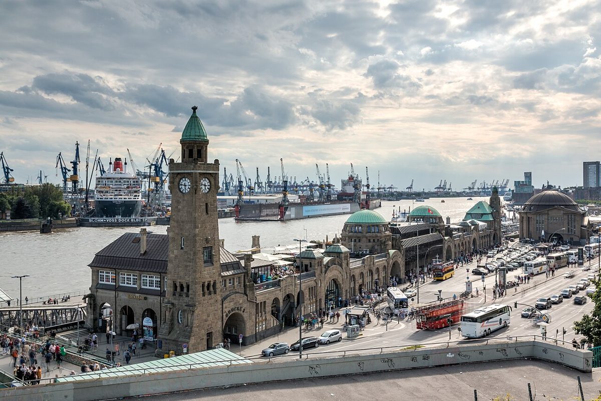 Scenic view of Hamburg