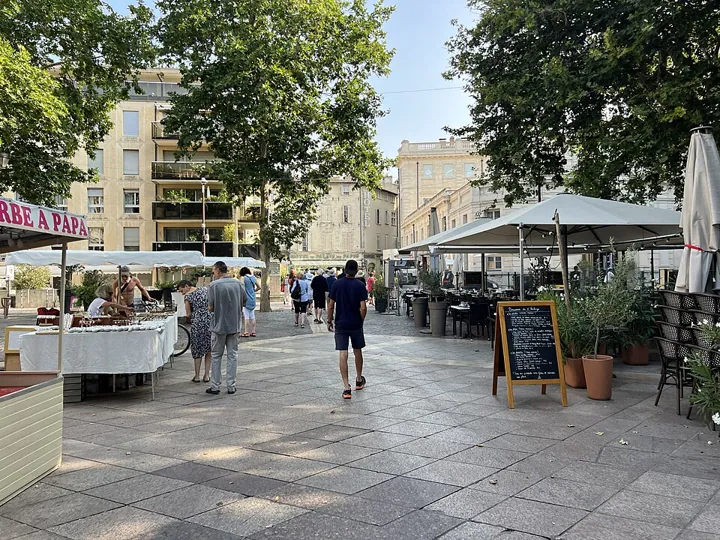 Place de l'Horloge in Avignon
