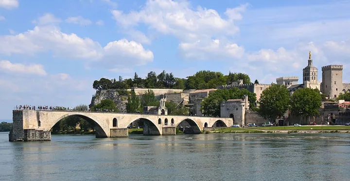 Pont Saint-Bénézet in Avignon