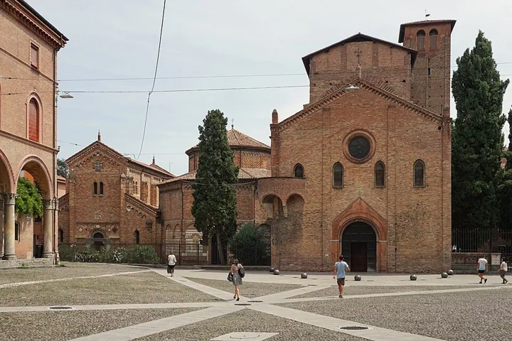 Santo Stefano, Bologna in Bologna