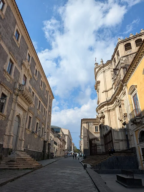 Via dei Crociferi in Catania