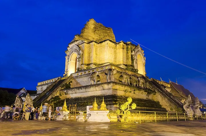 Wat Chedi Luang in Chiang Mai