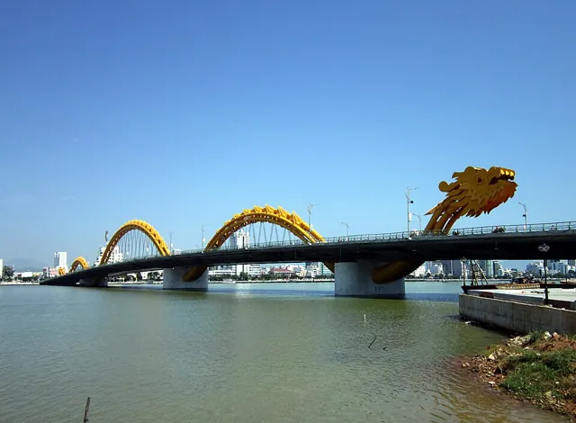 Dragon Bridge (Da Nang) in Da Nang