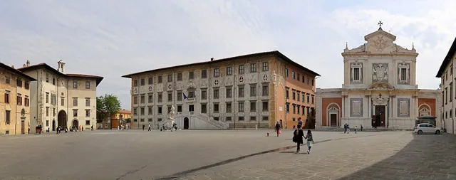 Piazza dei Cavalieri, Pisa in Pisa
