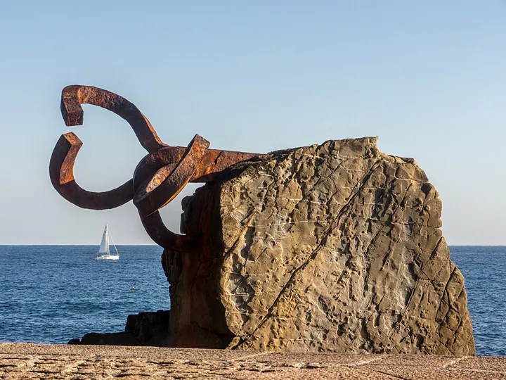 Peine del Viento in San Sebastian