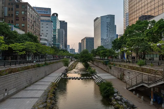 Cheonggyecheon in Seoul