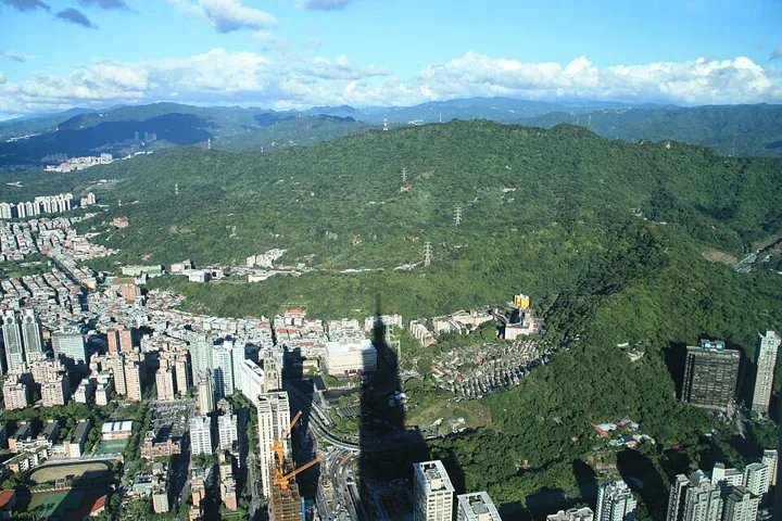 Xiangshan, Taipei in Taipei